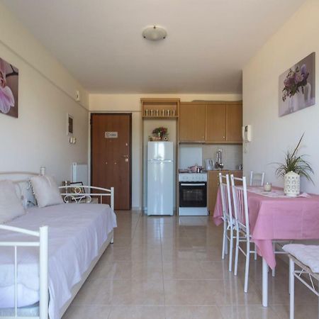 Lovely Apartment Xylokastro 2Nd Floor מראה חיצוני תמונה